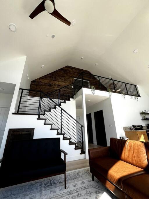 Red Rock Retreat Stunning Floor To Ceiling Views Hatch Exterior photo